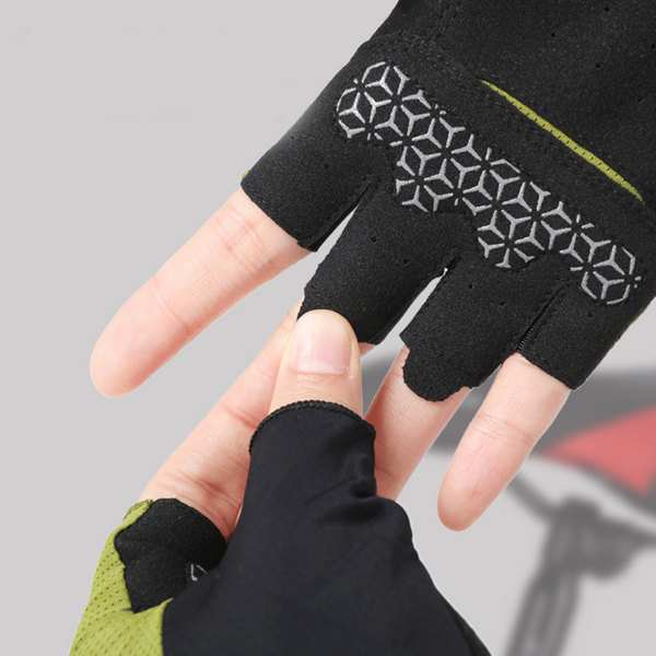 Green Half-Finger Exercise Gloves with Textured Palm